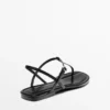 Platte sandalen met bandjes en teenscheiding