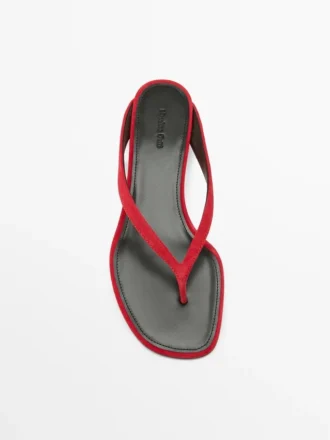Sandalen met middelhoge hak en teenscheiding