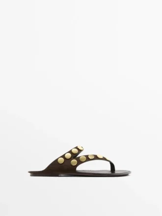 Sandalen van gespleten leer met studs