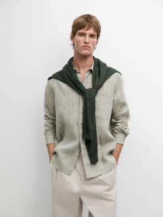 Soepelvallend linnen overhemd met zak