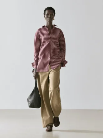 Soepelvallend overhemd met gestreepte details