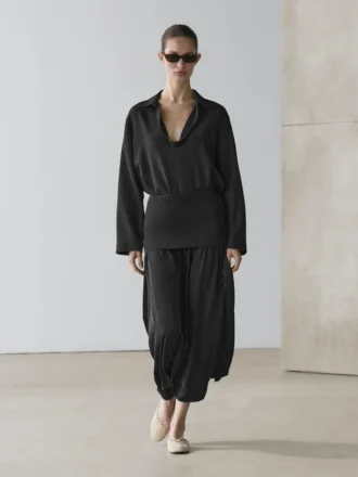 Soepelvallend overhemd met V-hals van katoenmix