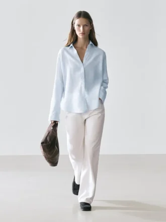 Soepelvallend overhemd van 100% linnen met krijtstreep