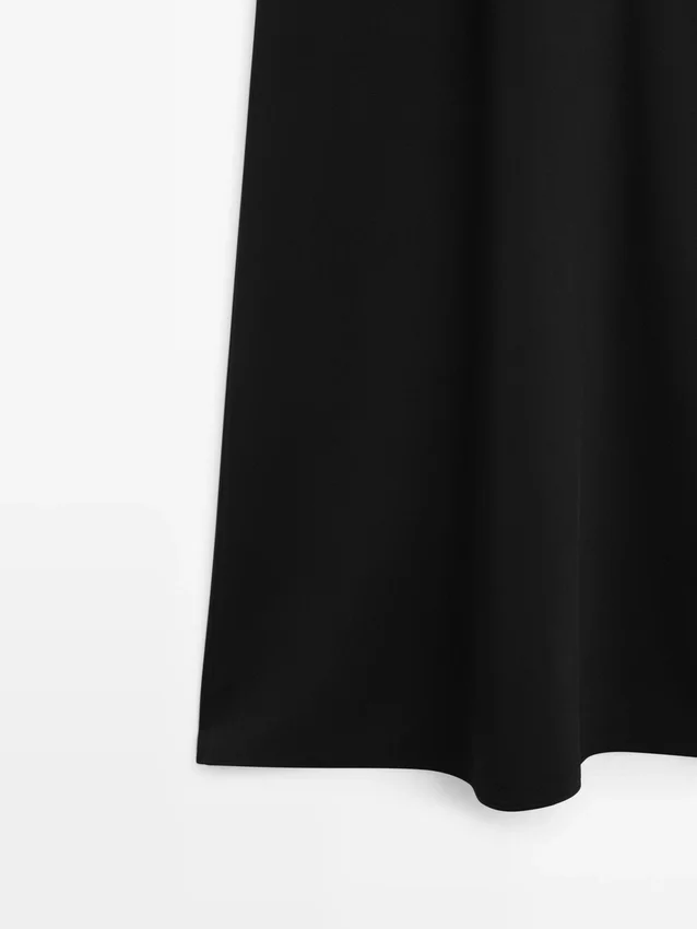 Soepelvallende jurk met korte mouwen Soepelvallende jurk met korte mouwen