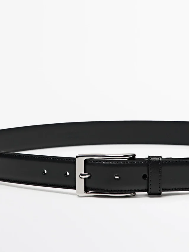 Stijlvolle riem van nappaleer met stiksels Stijlvolle riem van nappaleer met stiksels