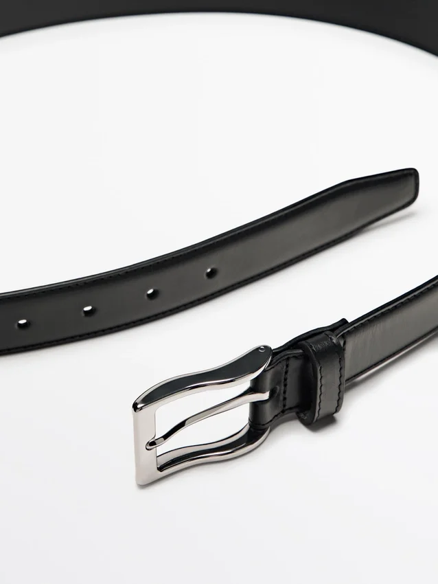 Stijlvolle riem van nappaleer met stiksels Stijlvolle riem van nappaleer met stiksels