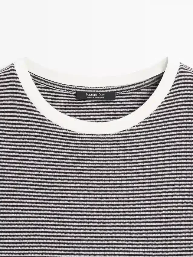 T-shirt met korte mouwen en contrasterende details T-shirt met korte mouwen en contrasterende details