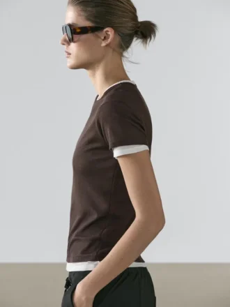 T-shirt met korte mouwen en dubbele afwerking