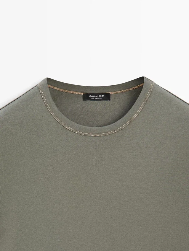 T-shirt met korte mouwen van 100% katoen T-shirt met korte mouwen van 100% katoen