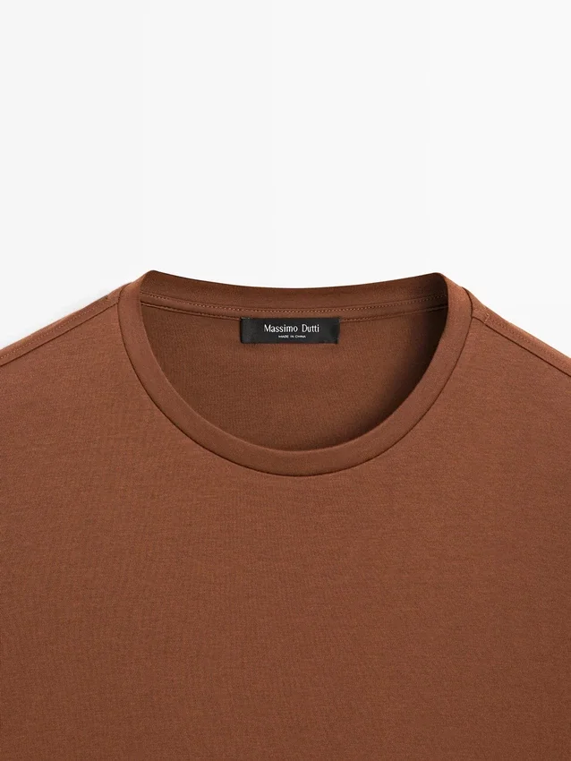 T-shirt met korte mouwen van katoenmix T-shirt met korte mouwen van katoenmix