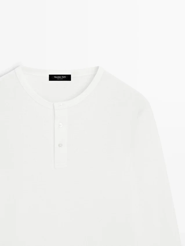 T-shirt met lange mouwen en henley-hals T-shirt met lange mouwen en henley-hals