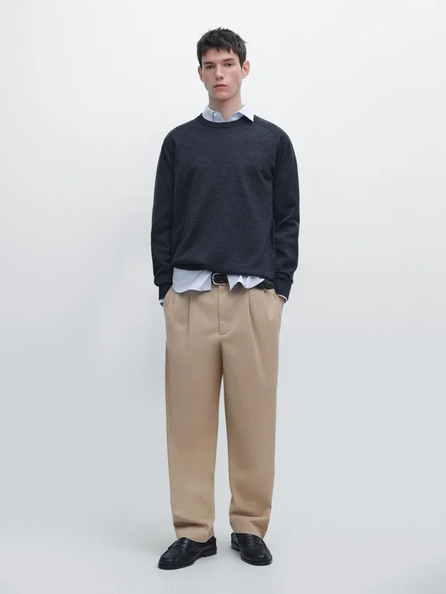 Trui van merinowol met ronde hals Trui van merinowol met ronde hals