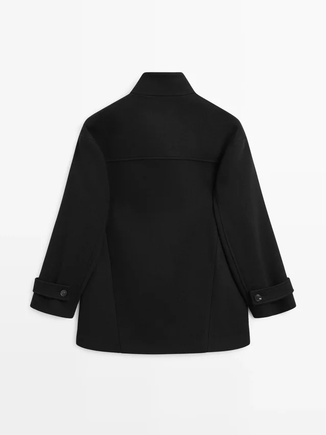 Wollen jas met hoge kraag en knoopsluiting Wollen jas met hoge kraag en knoopsluiting