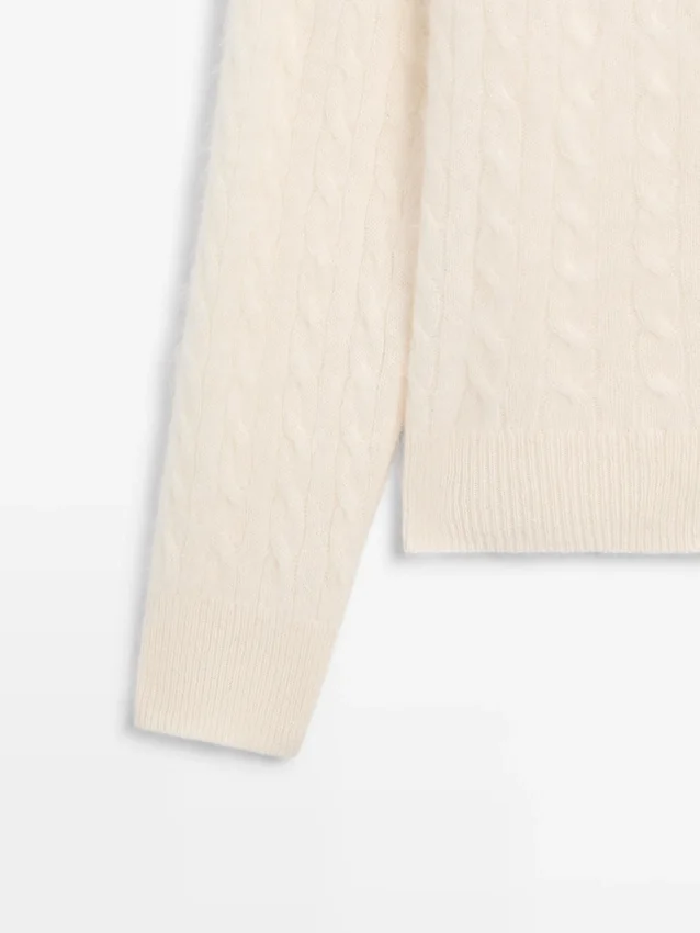 Wollen vest met kabelpatroon Wollen vest met kabelpatroon