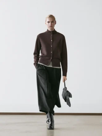 Wollen vesttrui met hoge hals