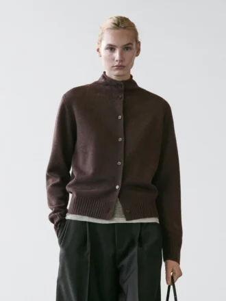 Wollen vesttrui met hoge hals