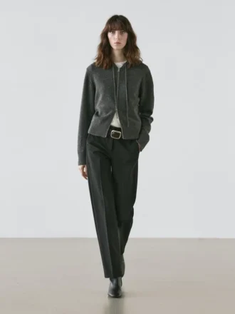 Wollen vesttrui met ritssluiting en capuchon