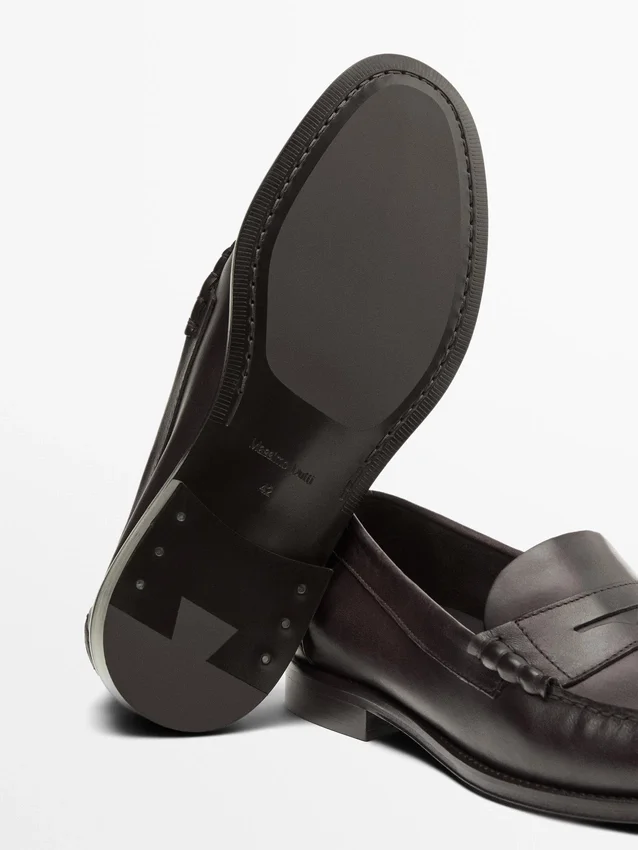 Zachte, geoliede leren penny loafers Zachte, geoliede leren penny loafers